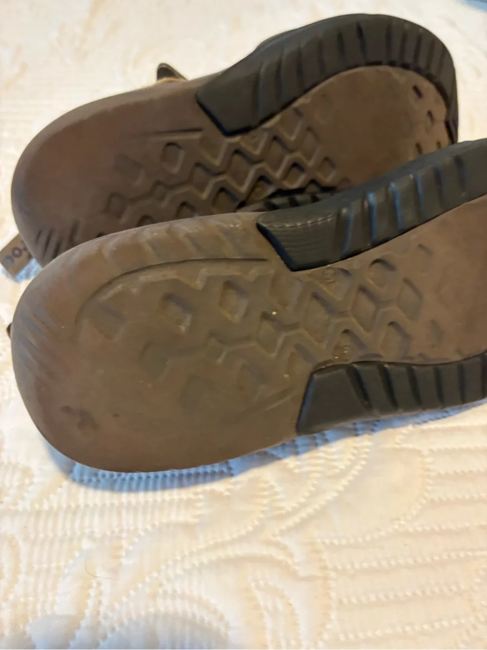 Crocs Swiftwater Mesh Men's Size 10 Water Shoes Sandals Sport Outdoor Dark Brown